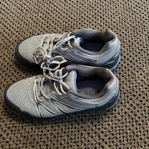 FILA ladies trail walking shoes size 8